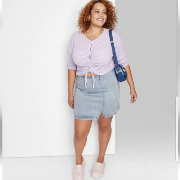 Womens Light Wash Denim Stretch Mini Skirt W/Front Notch & Seam NWT Plus Sz. 16 - Picture 1 of 14